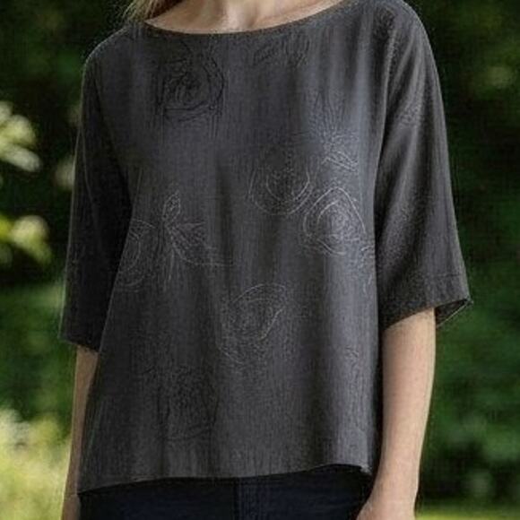 Gucci Tops - Gucci Black Floral Print Top Size 38 (US 8) Kimono Sleeves 100% Silk